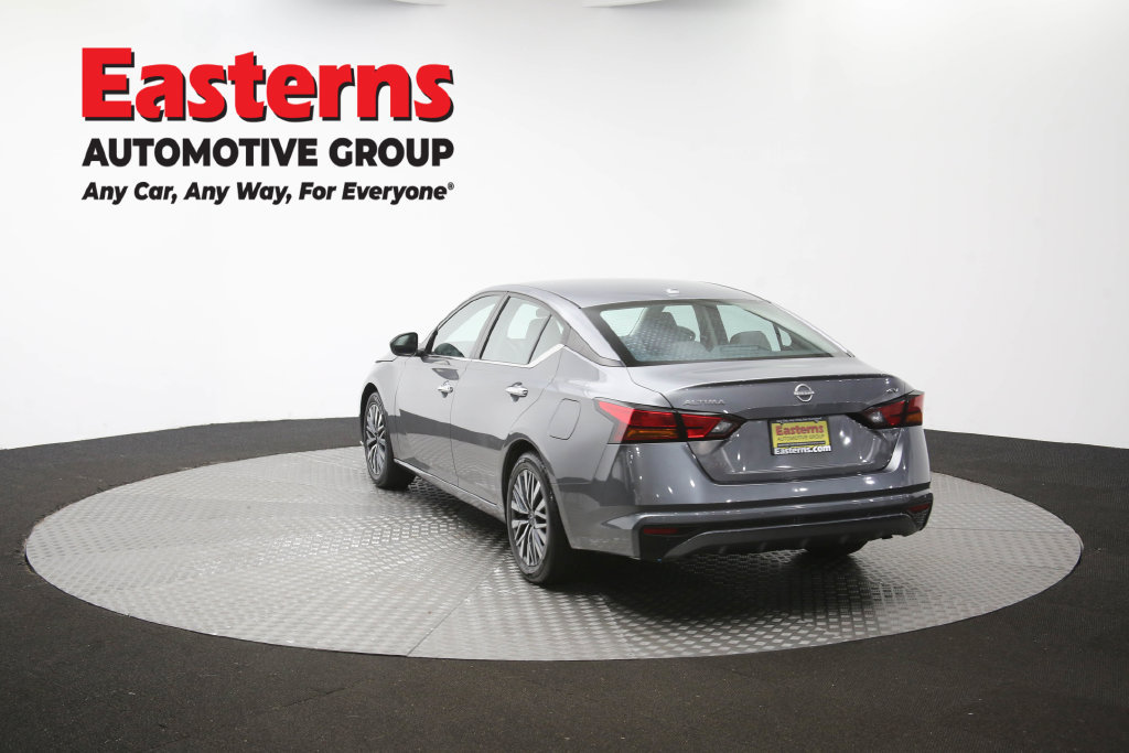 Used 2024 Nissan Altima 2.5 SV FWD image 68
