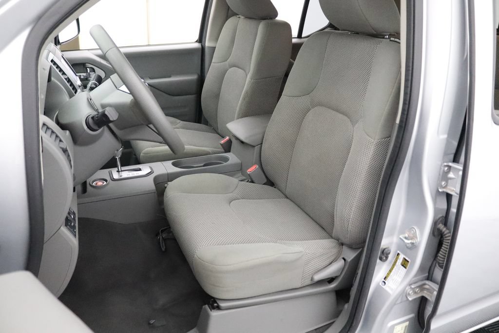 Used 2021 Nissan Frontier SV AWD/4WD image 14