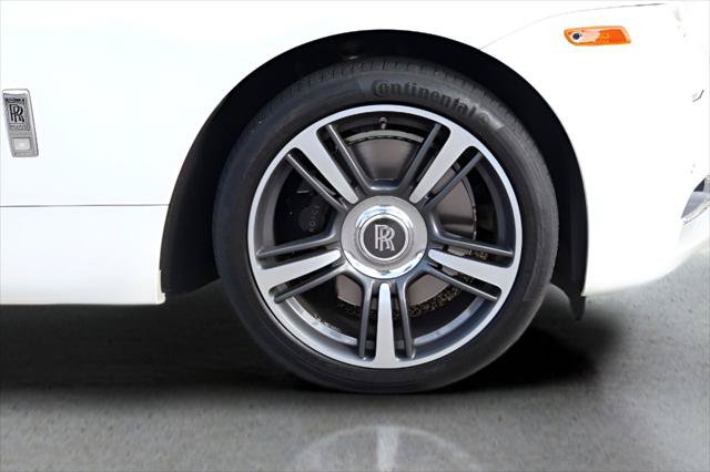 Certified 2017 Rolls-Royce Wraith RWD image 11