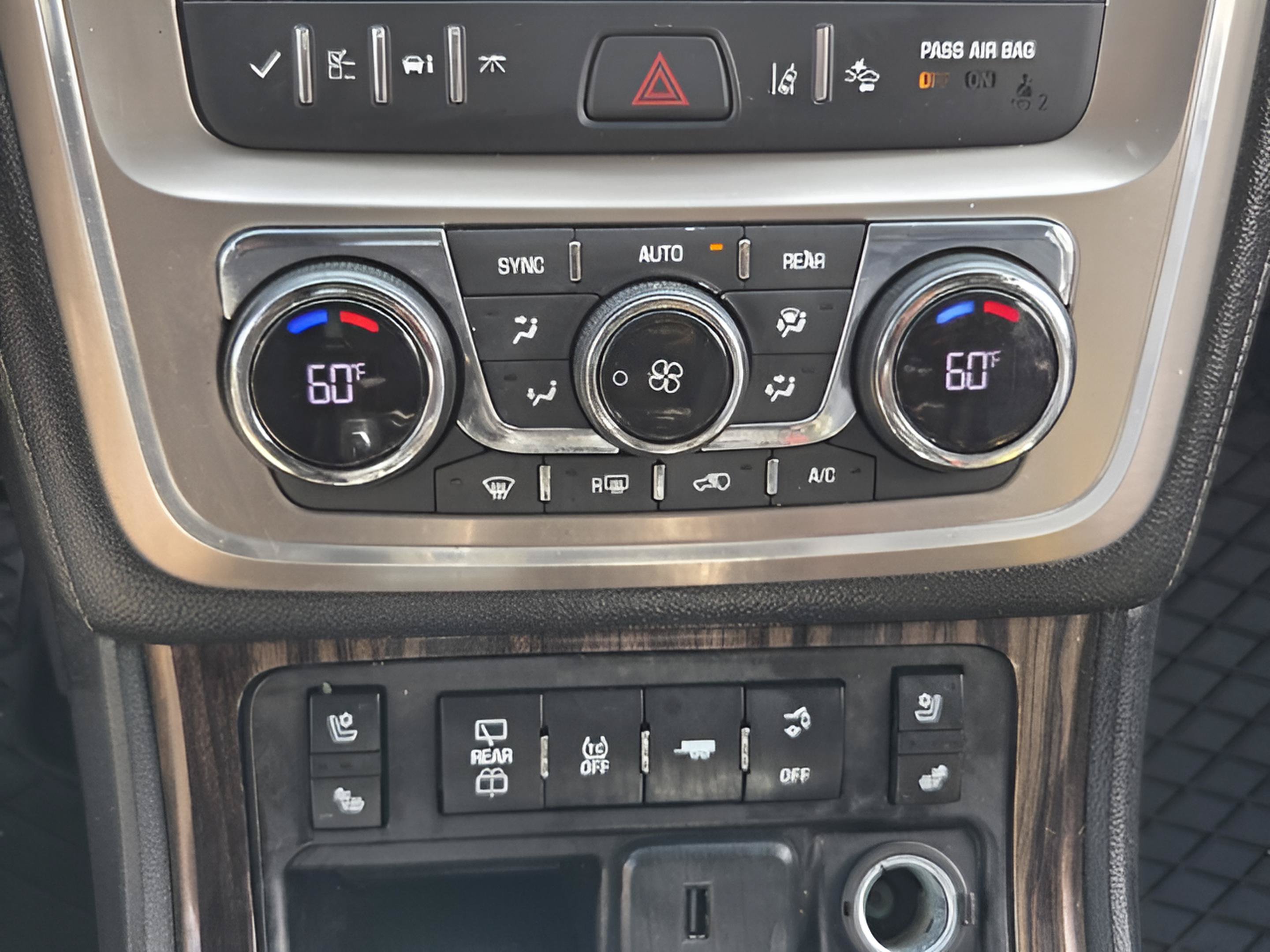 Used 2016 GMC Acadia Denali FWD image 28