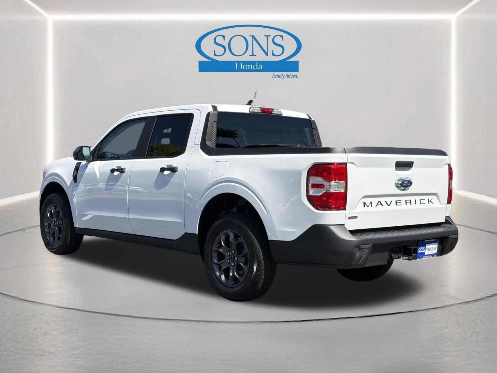 Used 2024 Ford Maverick XLT FWD image 19