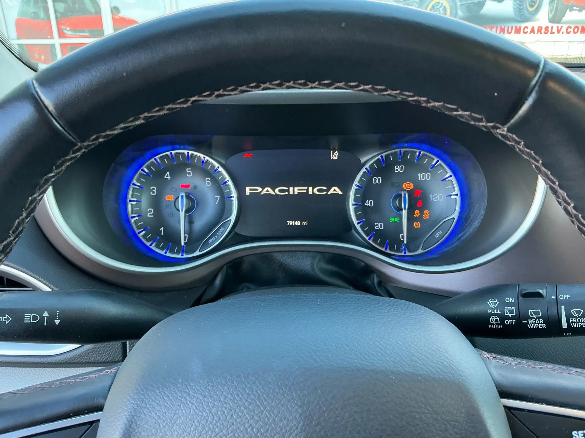 Used 2018 Chrysler Pacifica Touring-L w/ Advanced Safetytec Group image 17