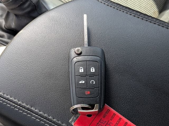 Used 2015 Chevrolet Malibu LT FWD image 21