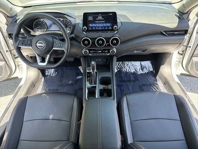Used 2024 Nissan Sentra SR w/ SR Premium Package FWD image 9