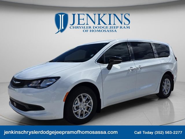 New 2026 Chrysler Voyager LX FWD image 9