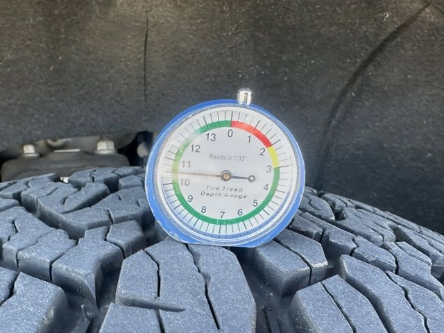 Used 2022 Chevrolet Silverado 3500 LT w/ Convenience Package image 13