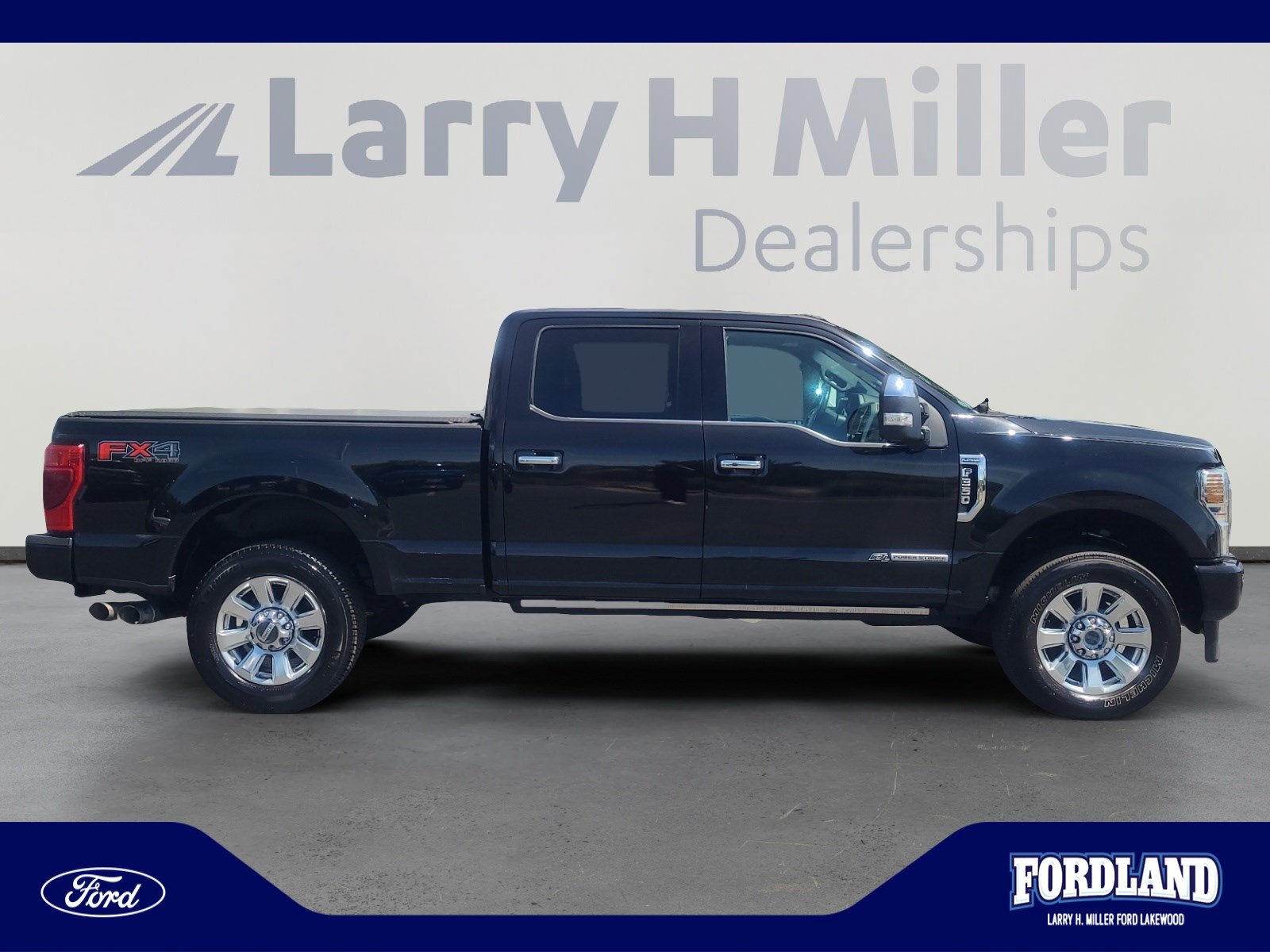 Used 2020 Ford F350 Platinum w/ FX4 Off-Road Package AWD/4WD image 6