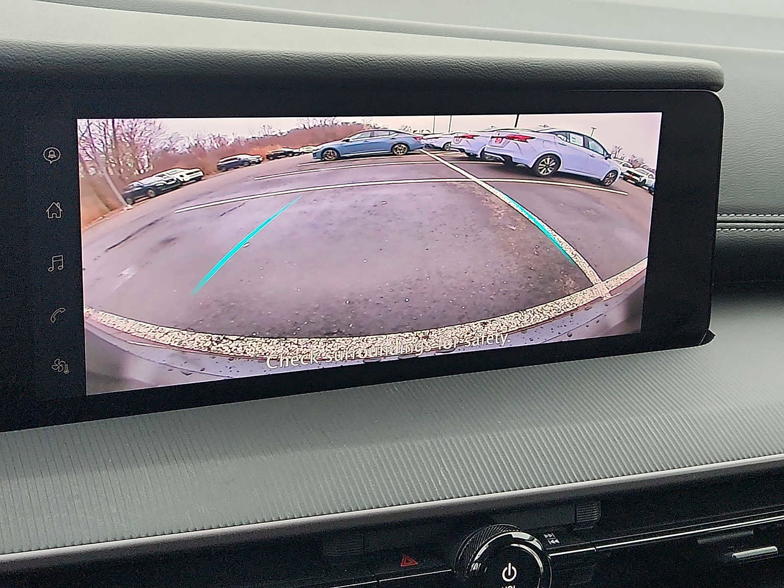 Certified 2025 Nissan Murano SV AWD/4WD image 17