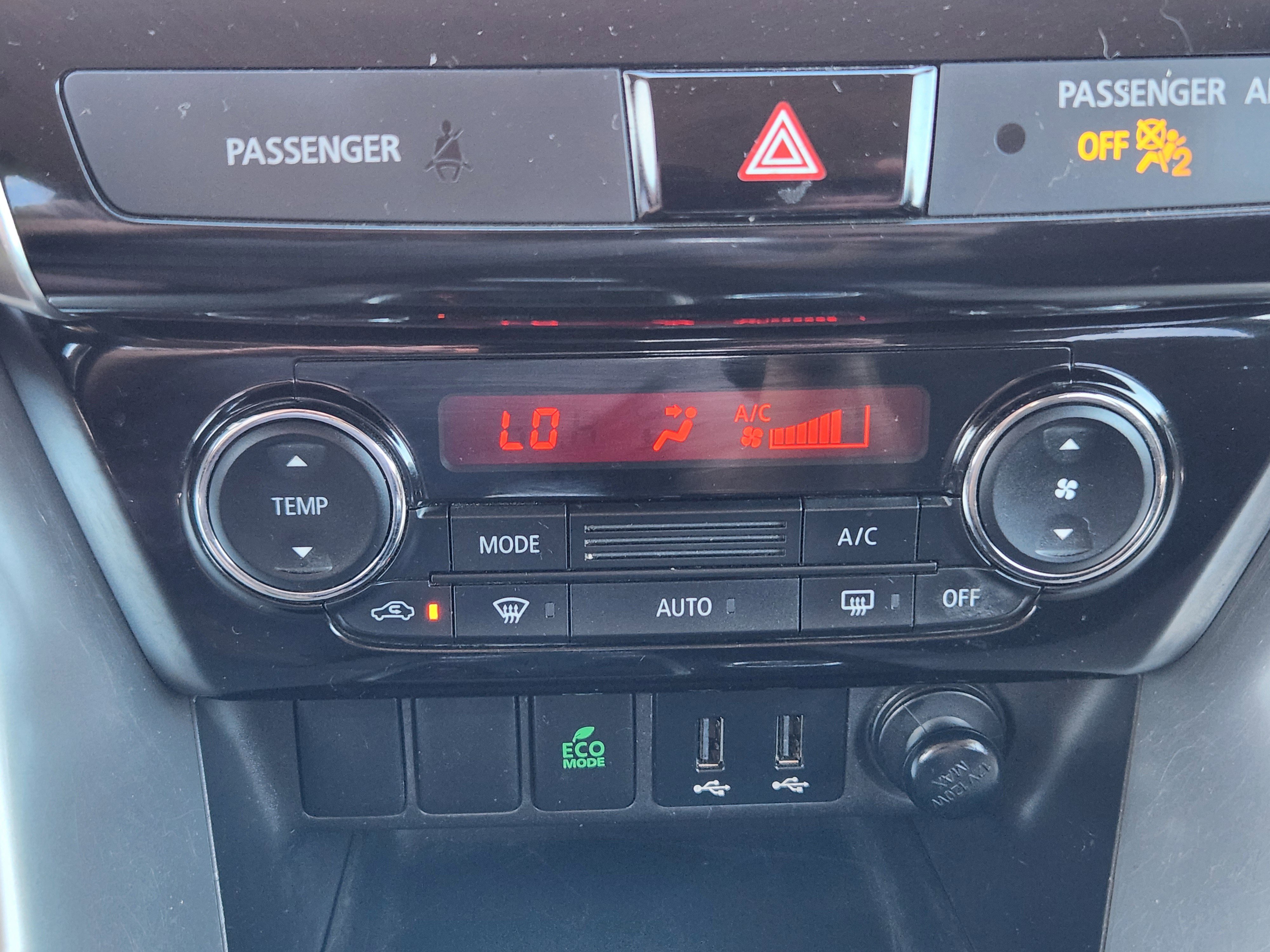 Used 2020 Mitsubishi Eclipse Cross SE AWD/4WD image 14