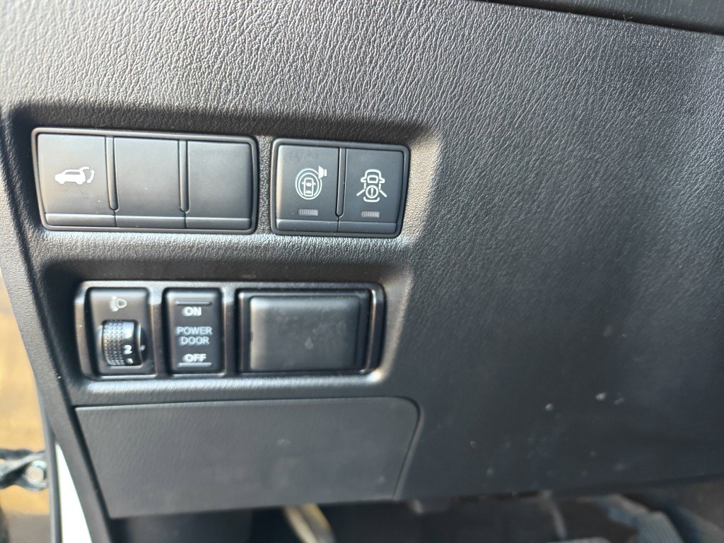 Used 2019 Nissan Armada SL w/ Premium Package image 30