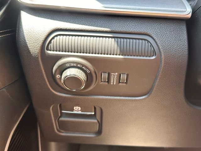 New 2026 Jeep Grand Wagoneer Limited AWD/4WD image 16