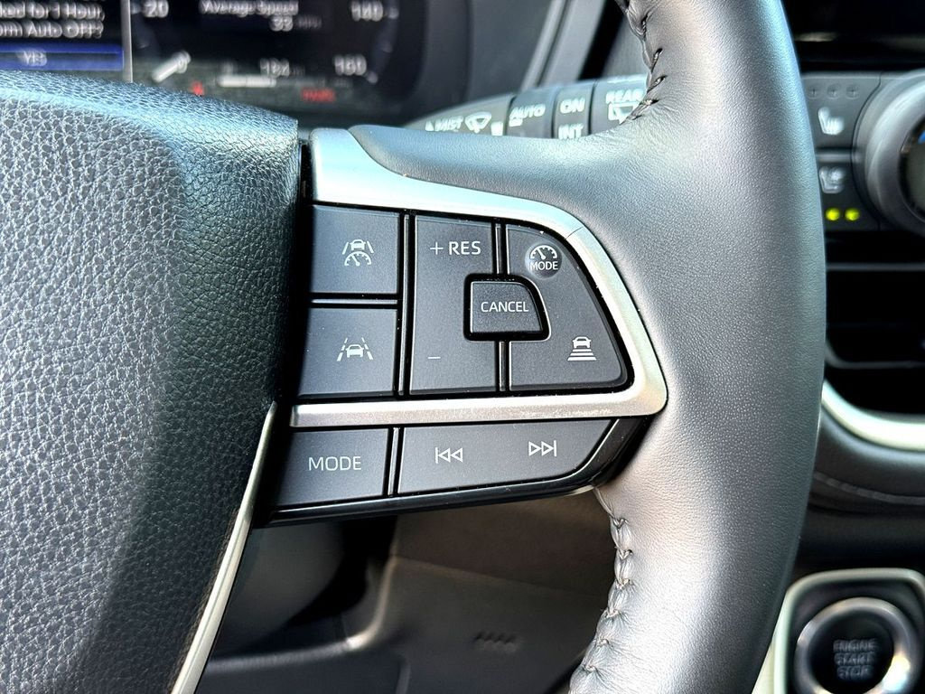 Used 2024 Toyota Grand Highlander FWD image 15
