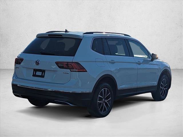 Used 2020 Volkswagen Tiguan SE image 5