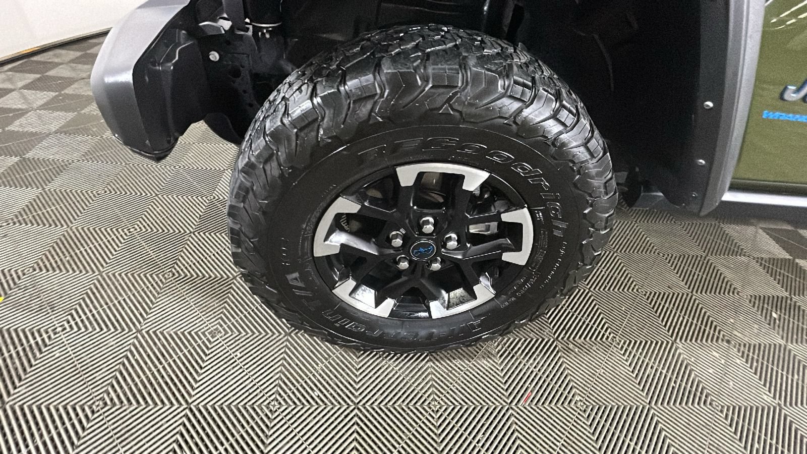 Used 2024 Jeep Wrangler Unlimited Rubicon 4xe AWD/4WD image 10