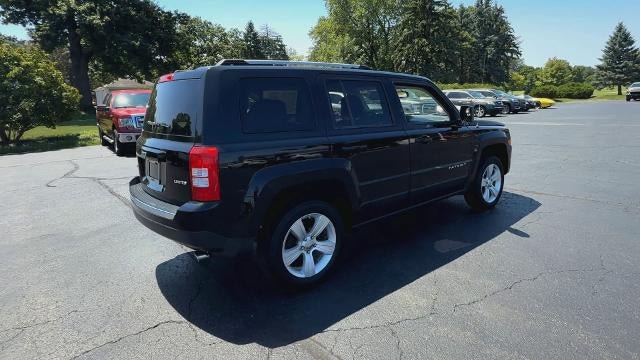 Used 2012 Jeep Patriot Limited AWD/4WD image 8
