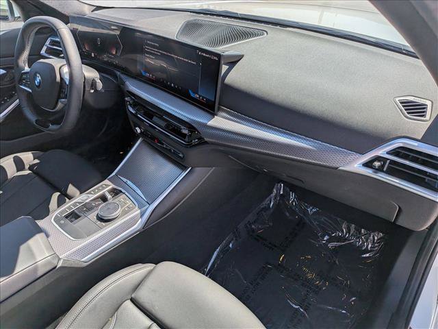 Used 2025 BMW 330i Sedan w/ Convenience Package RWD image 24