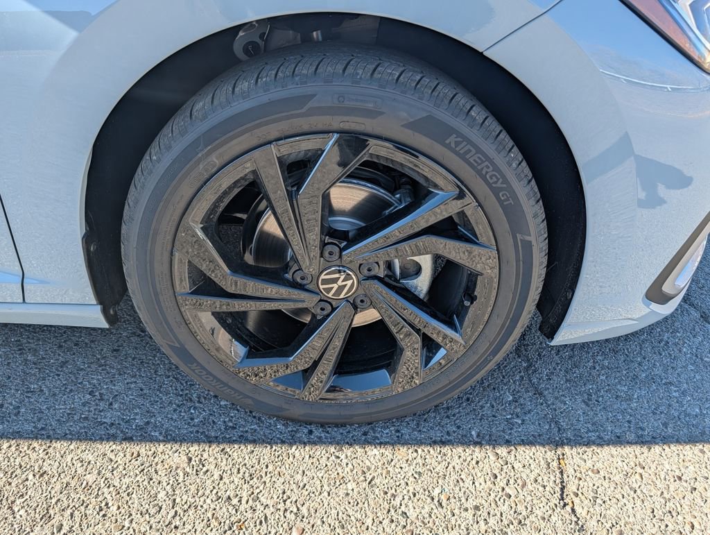 New 2026 Volkswagen Jetta SE image 22