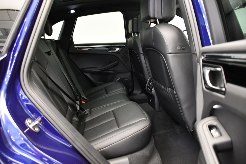 Certified 2026 Porsche Macan AWD/4WD image 55