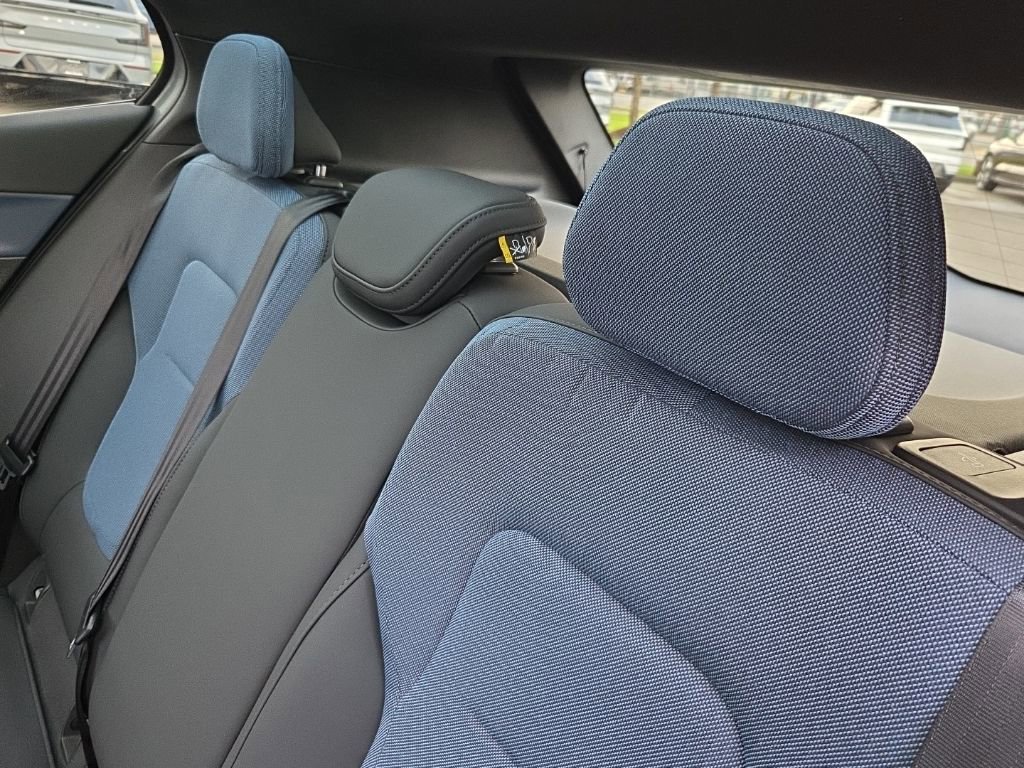 New 2025 Volvo EX30 Plus w/ Protection Package Premier image 6