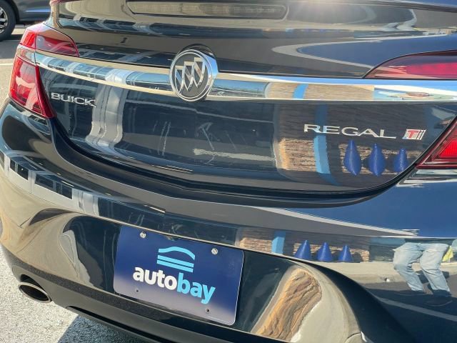 Used 2017 Buick Regal Sport Touring image 12