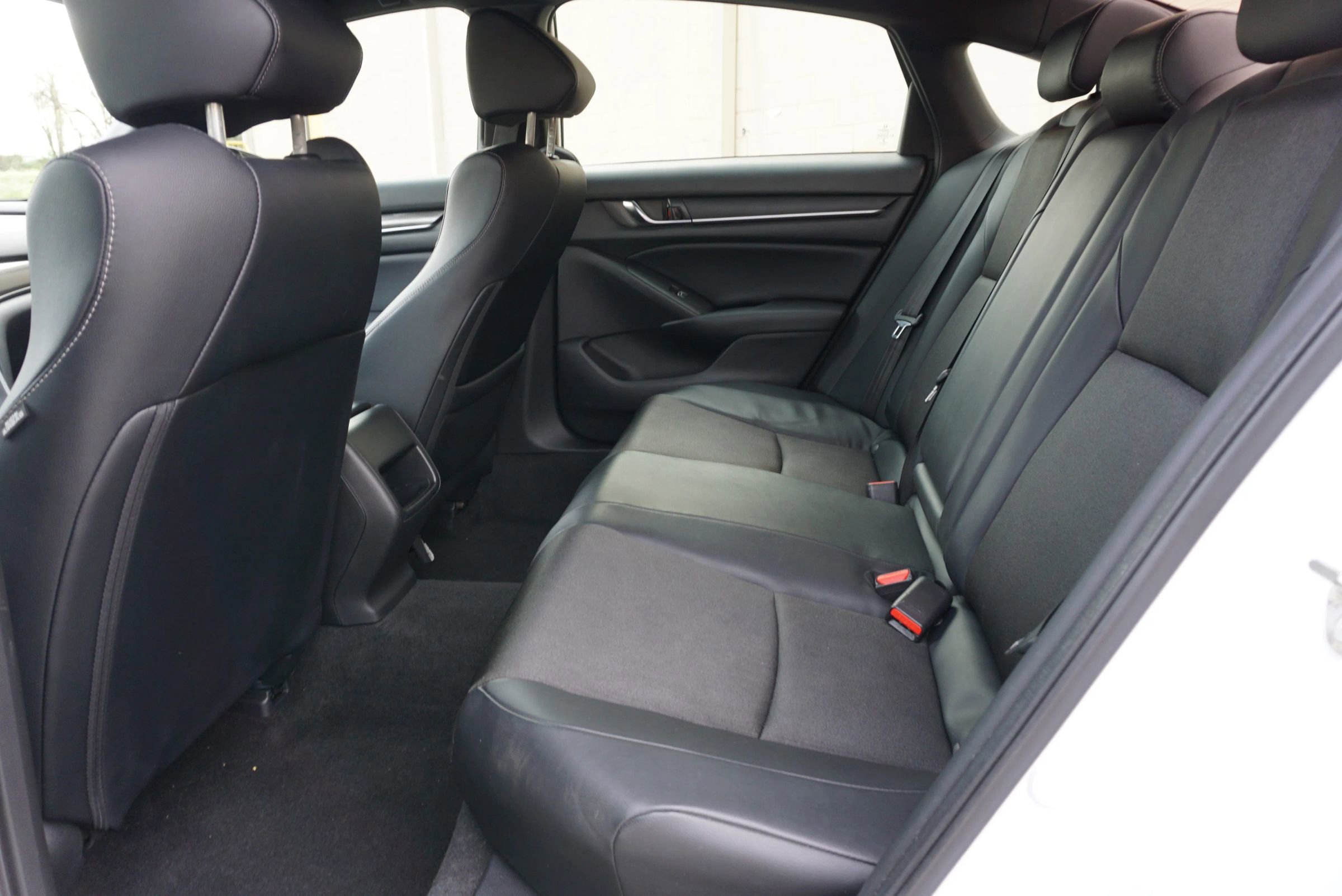 Used 2018 Honda Accord Sport image 23