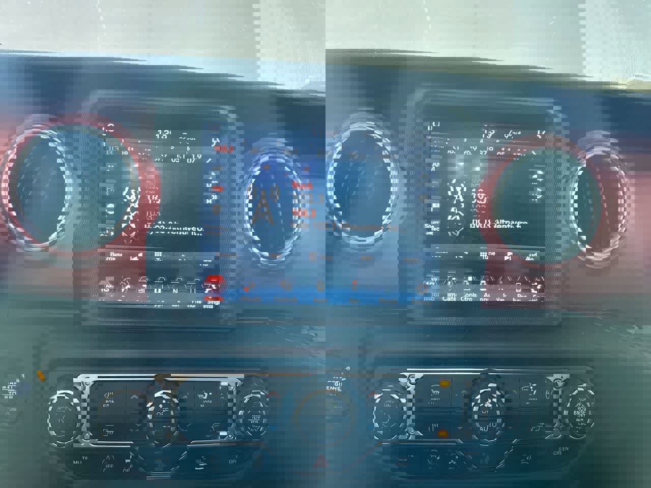 Used 2023 Jeep Wrangler Unlimited Rubicon image 24