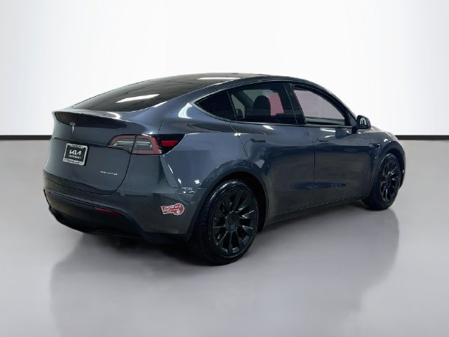 Used 2023 Tesla Model Y Long Range AWD/4WD image 7