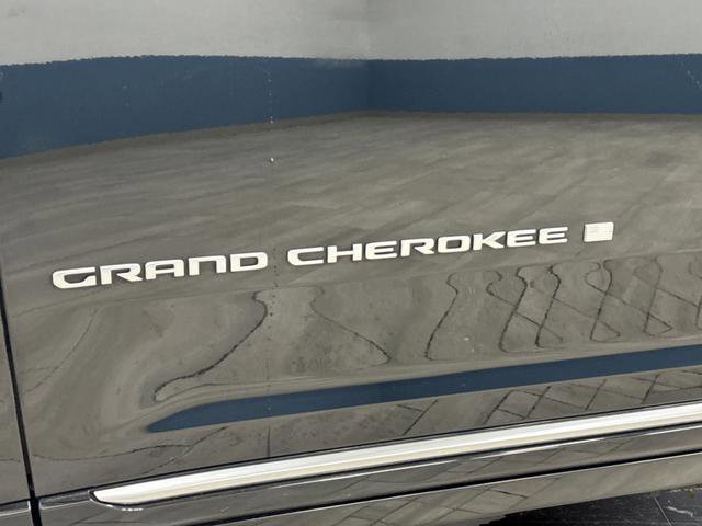 Used 2024 Jeep Grand Cherokee L Summit image 40