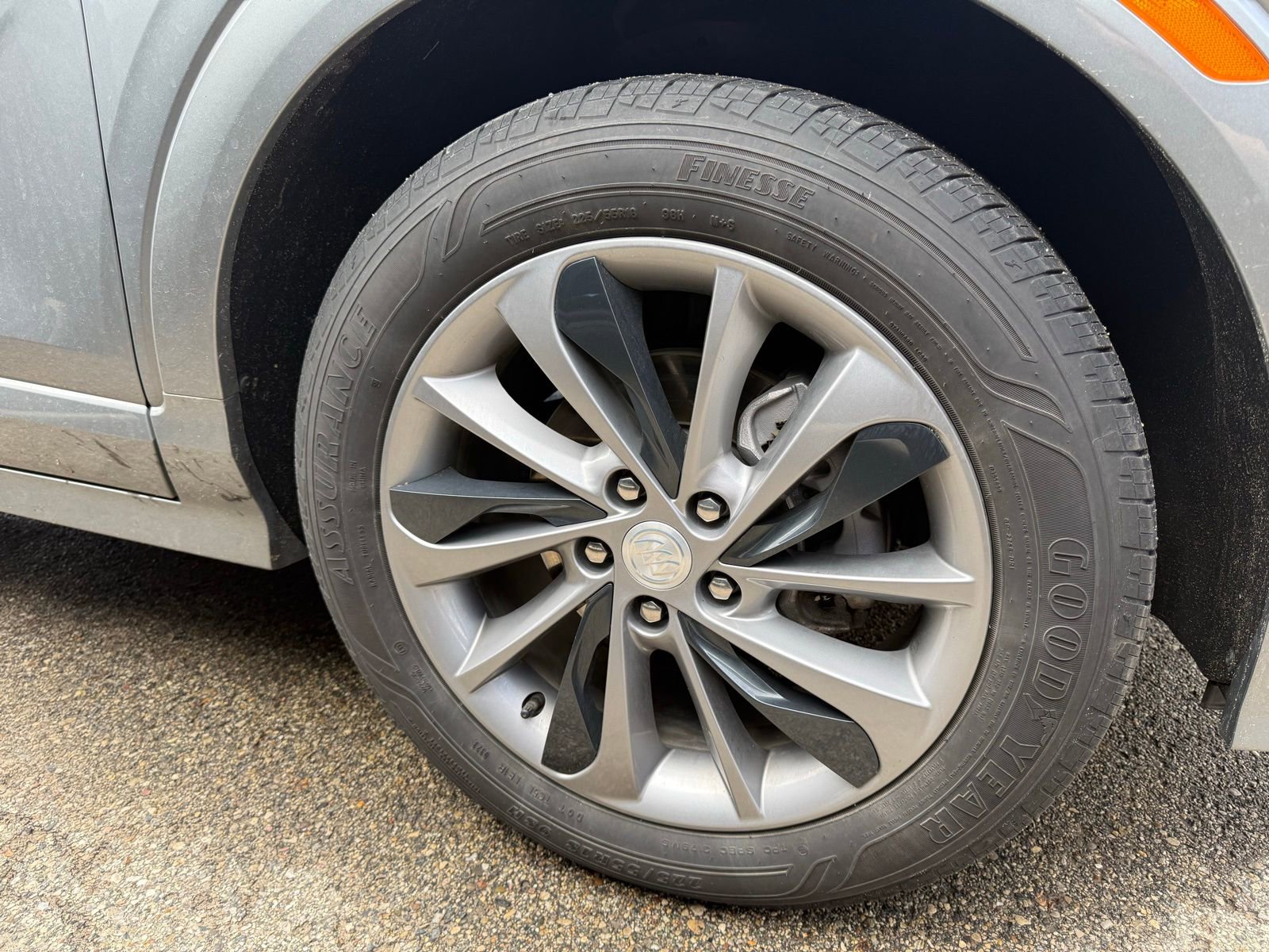 Used 2023 Buick Encore GX Select w/ Sport Touring Package image 10