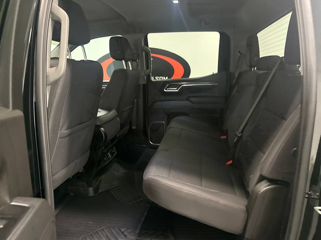 Used 2026 Chevrolet Silverado 1500 LT AWD/4WD image 12