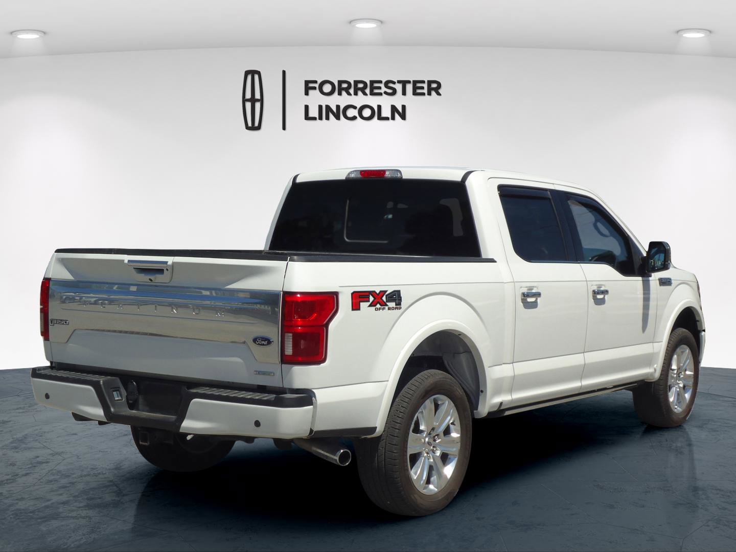 Used 2020 Ford F150 Platinum w/ Equipment Group 701A Luxury AWD/4WD image 3