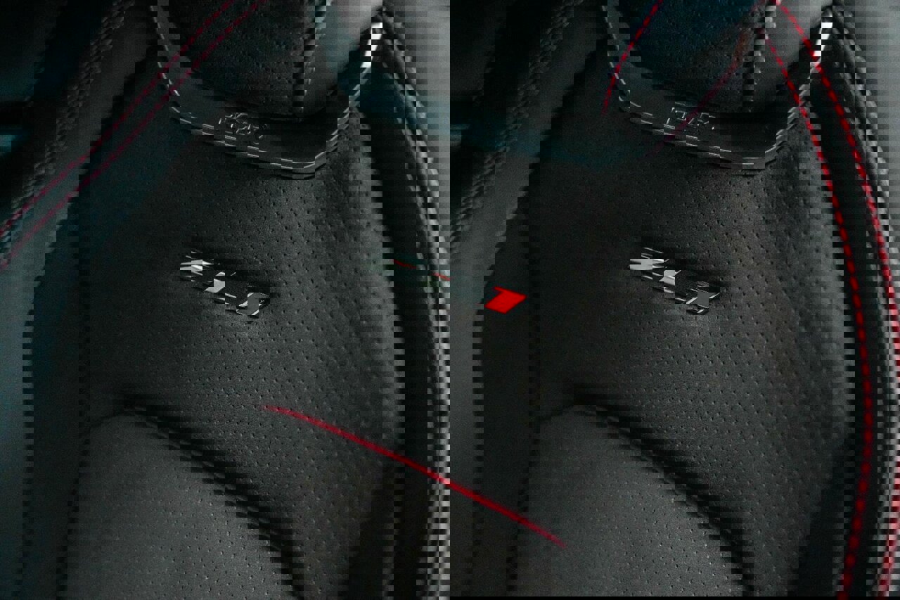 Used 2018 Chevrolet Camaro ZL1 image 24