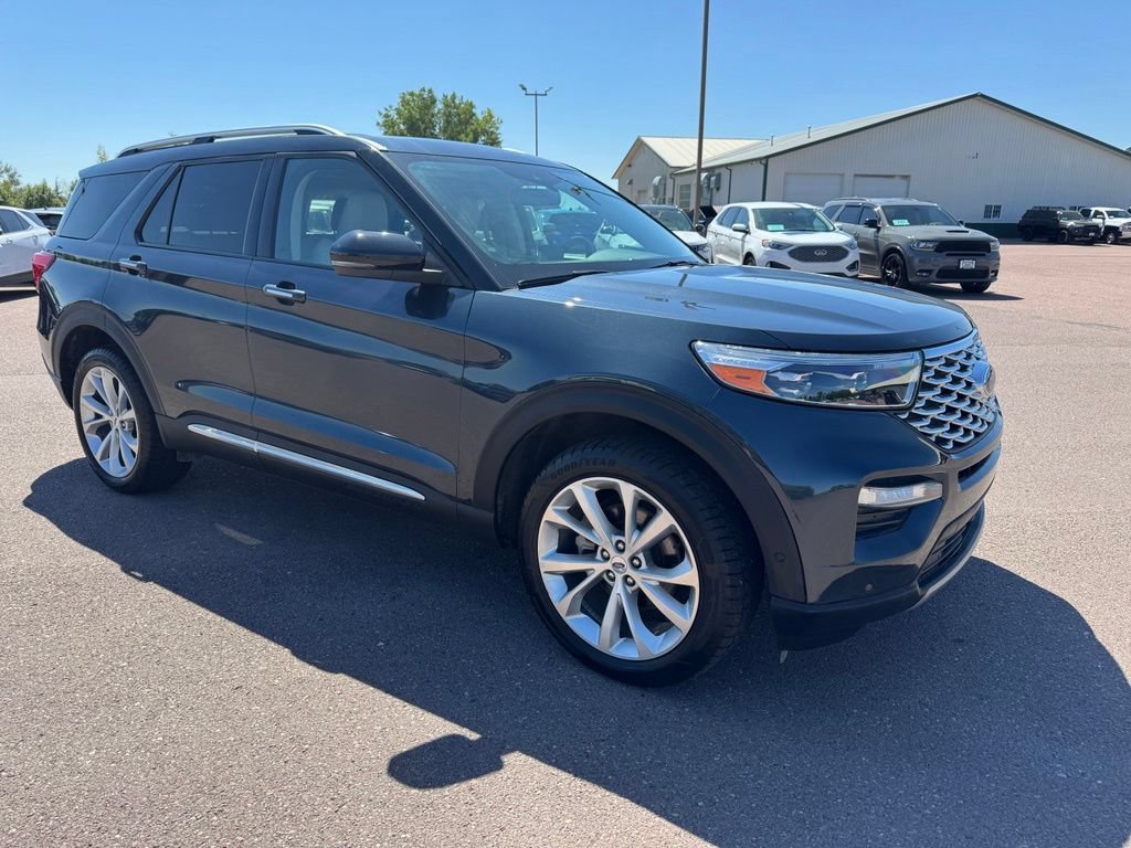 Used 2023 Ford Explorer Platinum w/ Technology Package AWD/4WD image 7