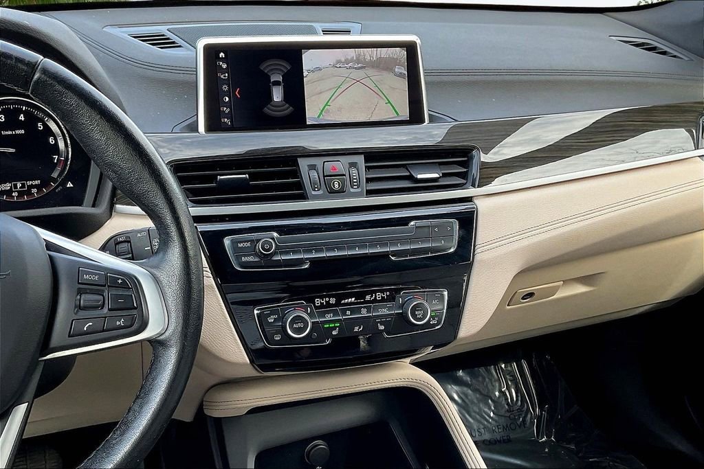 Used 2021 BMW X1 xDrive28i w/ Premium Package image 9