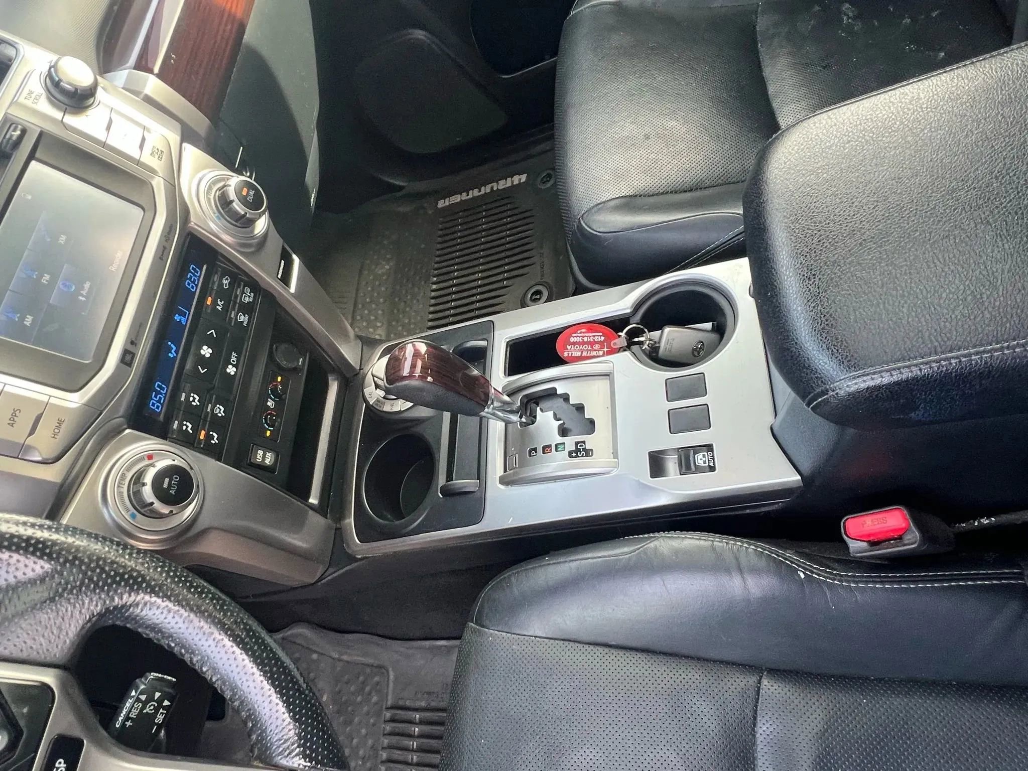 Used 2018 Toyota 4Runner Limited AWD/4WD image 28