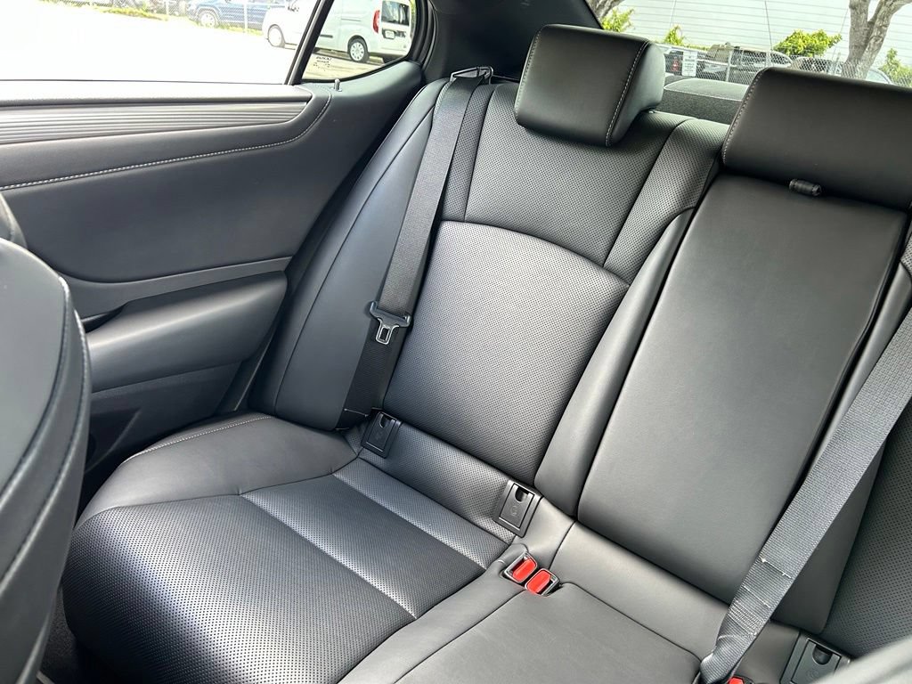 Used 2022 Lexus ES 350 F Sport w/ Accessory Package 2 FWD image 13