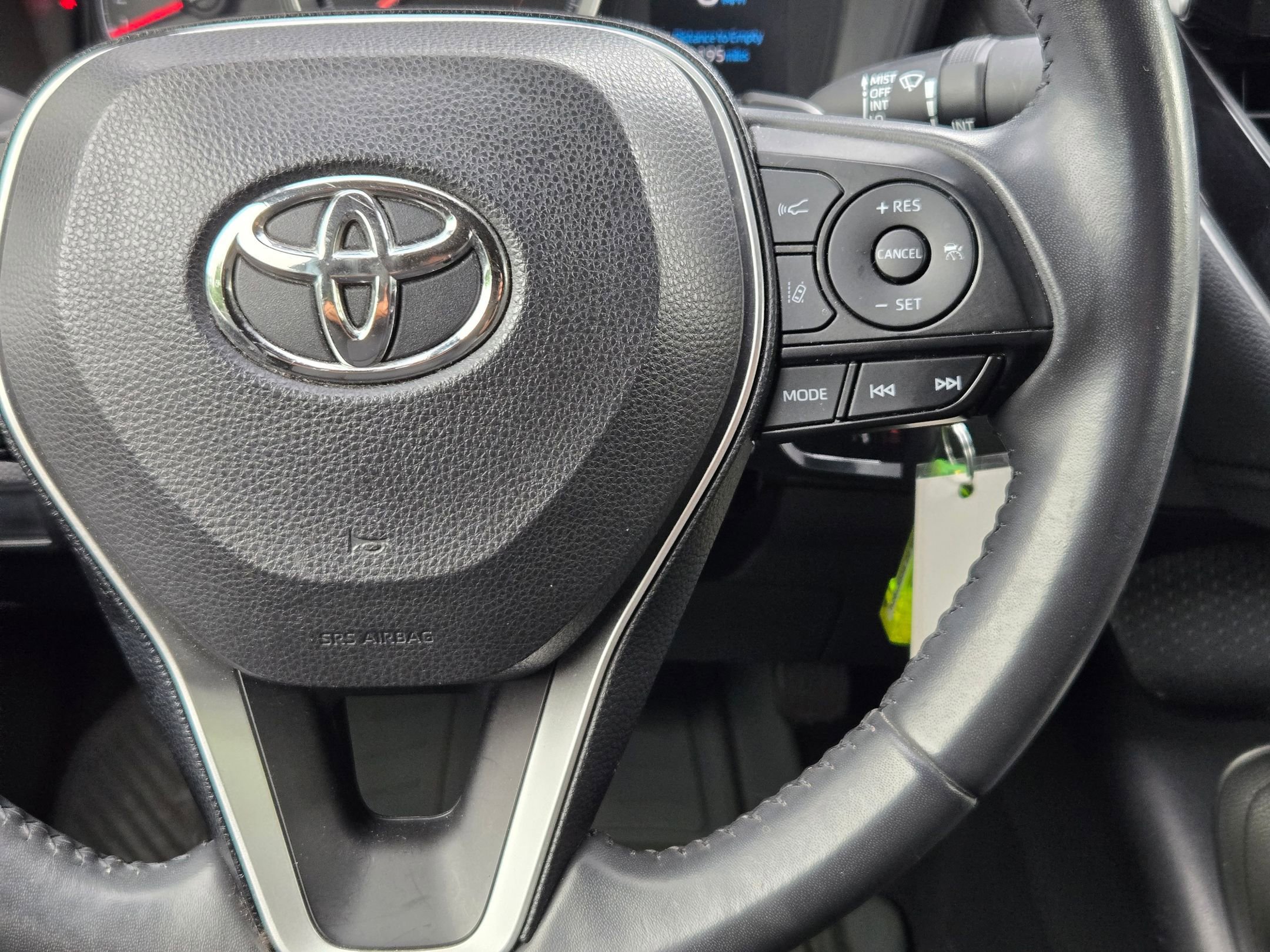 Used 2020 Toyota Corolla SE FWD image 22