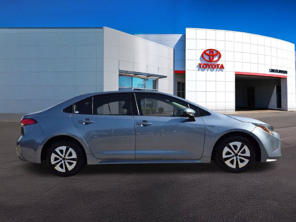 Used 2022 Toyota Corolla LE FWD image 9