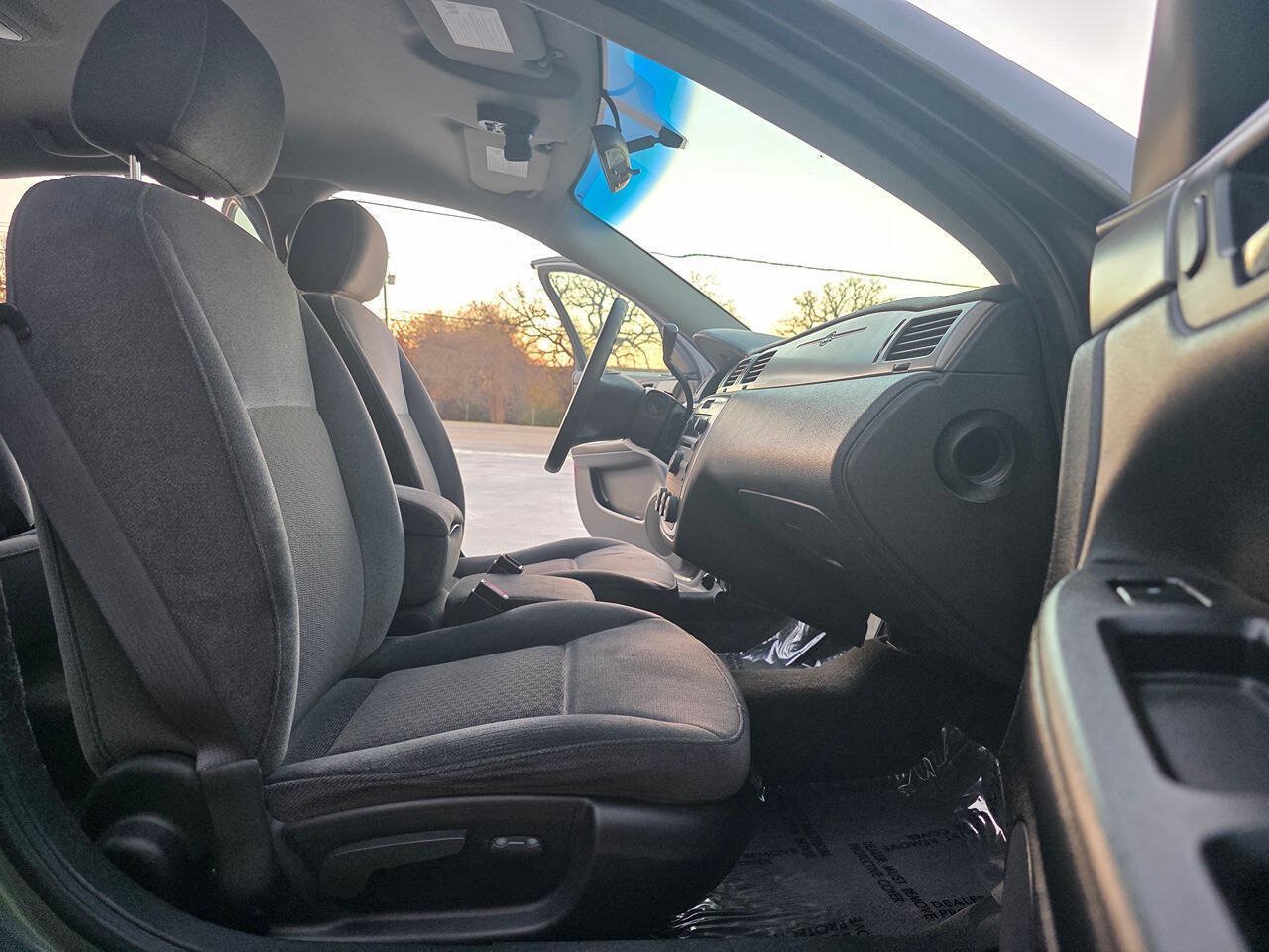 Used 2008 Chevrolet Impala Police FWD image 21