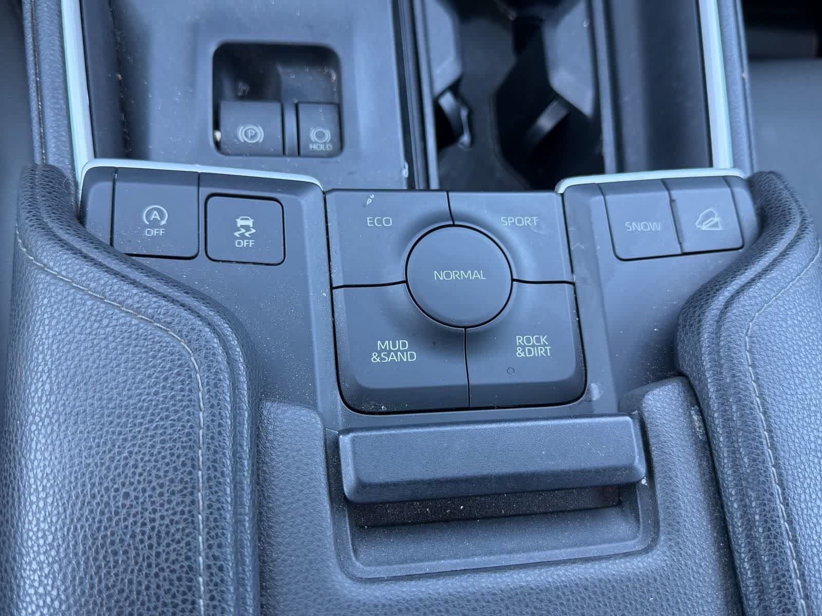 Used 2024 Toyota Grand Highlander AWD image 15