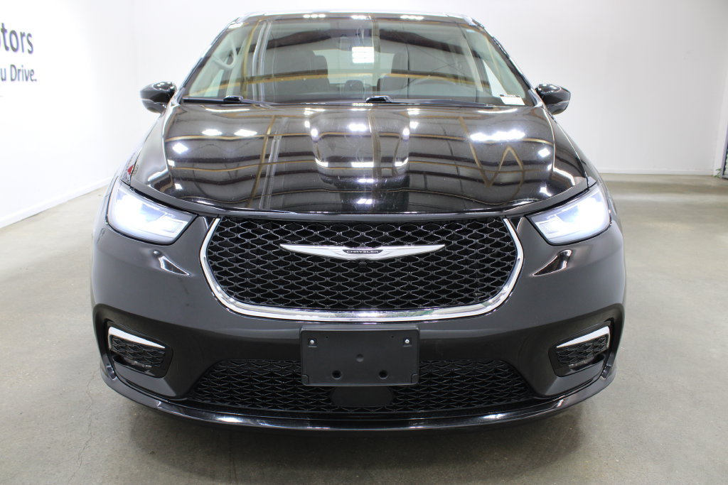 Used 2024 Chrysler Pacifica Limited FWD image 7