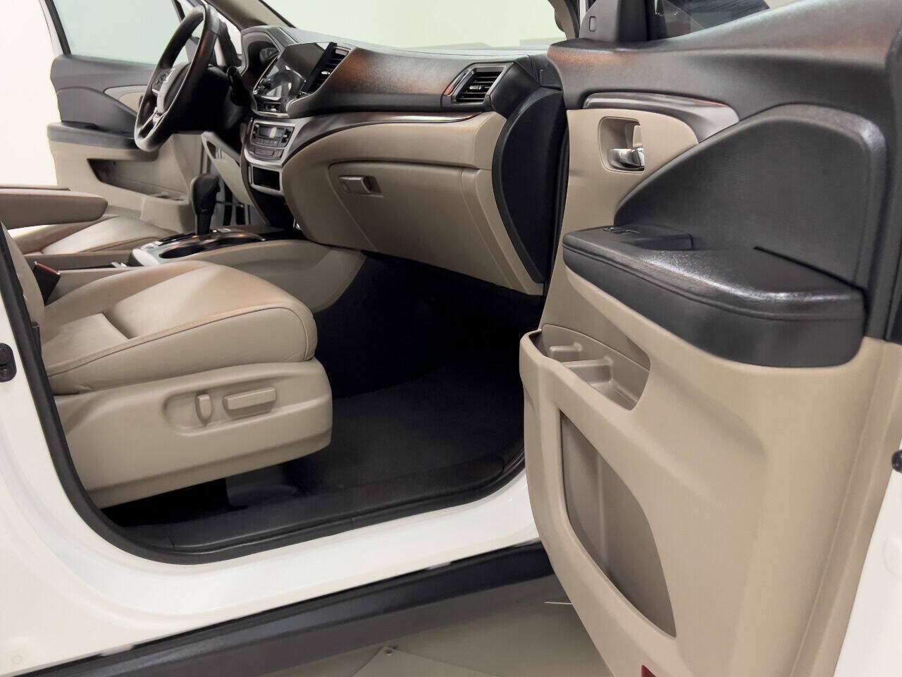 Used 2020 Honda Pilot EX-L image 48