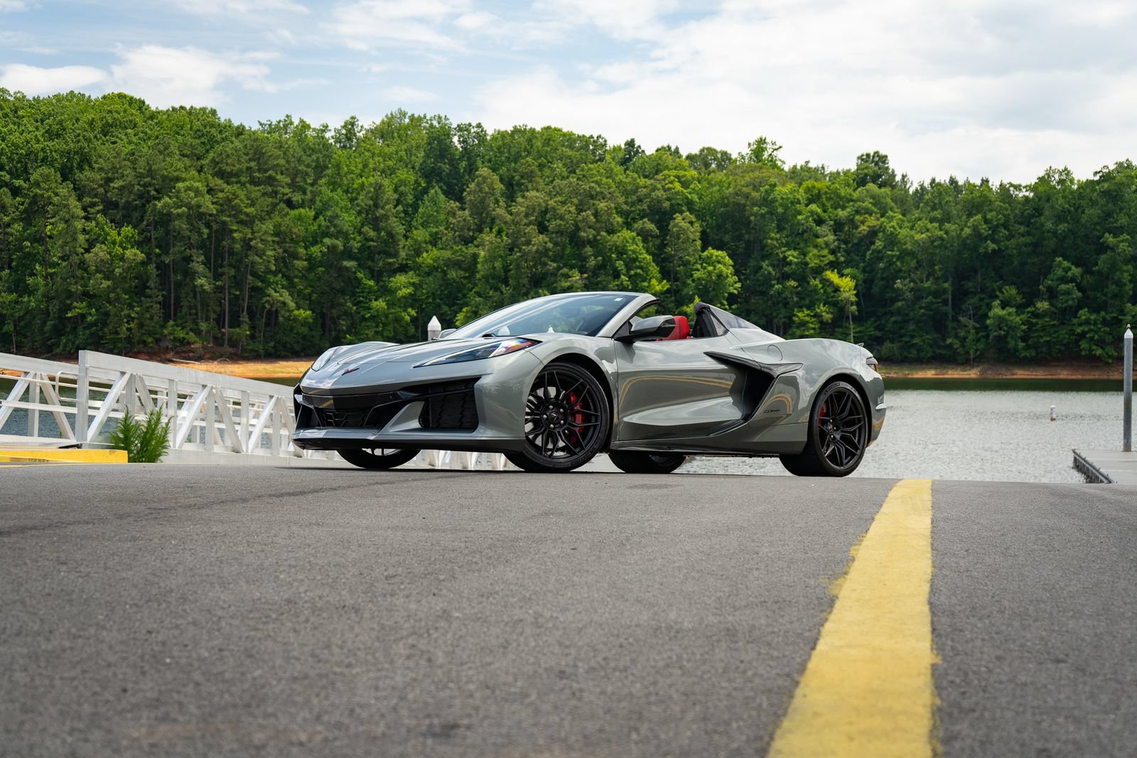 Used 2023 Chevrolet Corvette Z06 RWD video 2