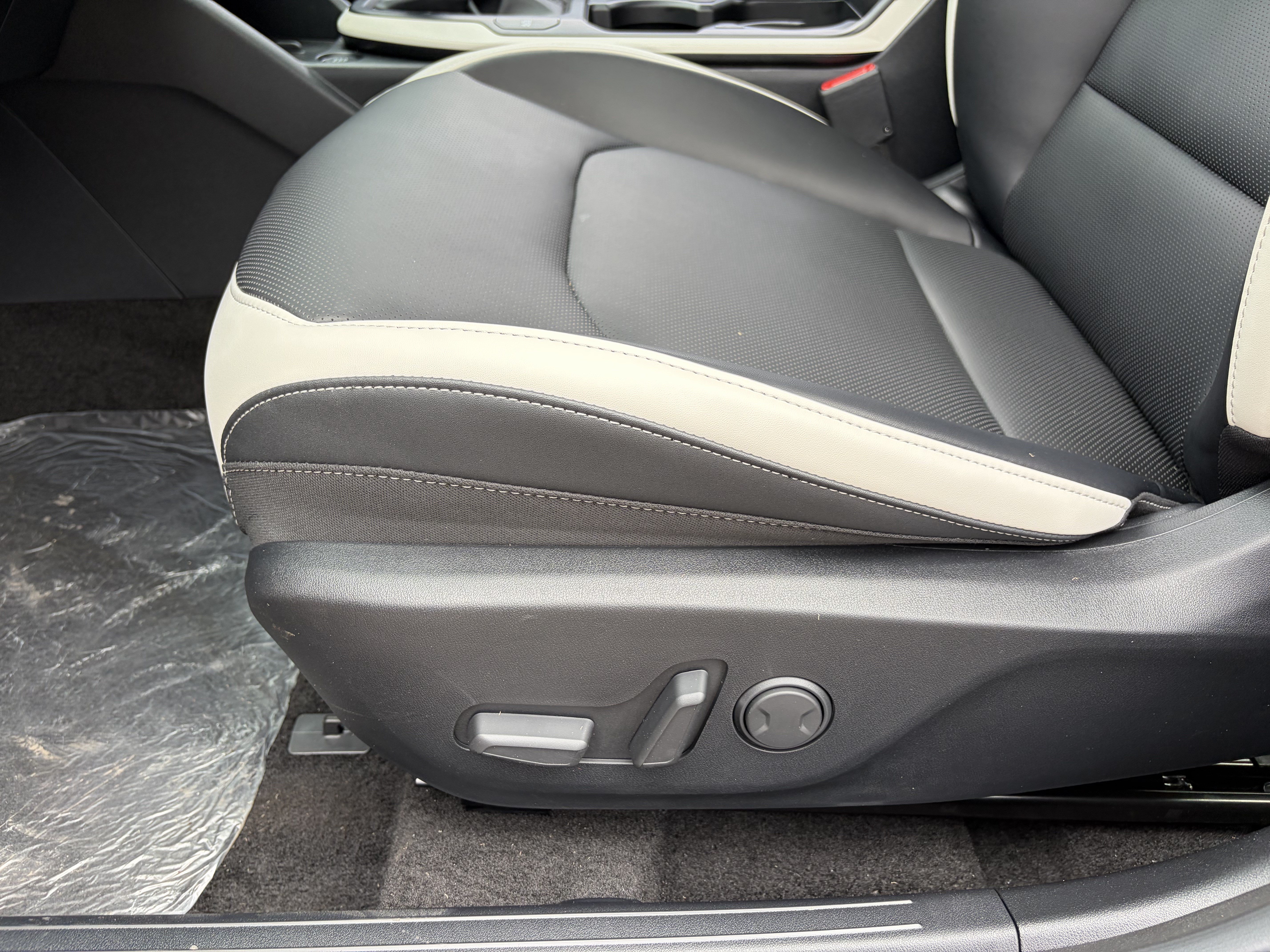 New 2026 Kia K4 GT-Line Turbo w/ GT-Line Premium Package FWD image 19