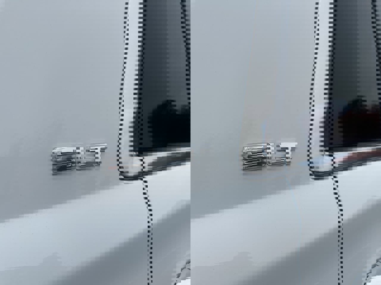 Used 2018 GMC Yukon SLT image 6