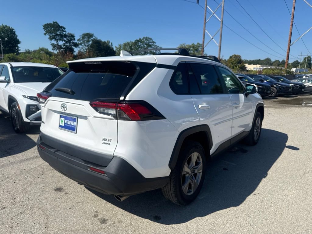 Used 2023 Toyota RAV4 XLE w/ Convenience Package AWD/4WD image 5