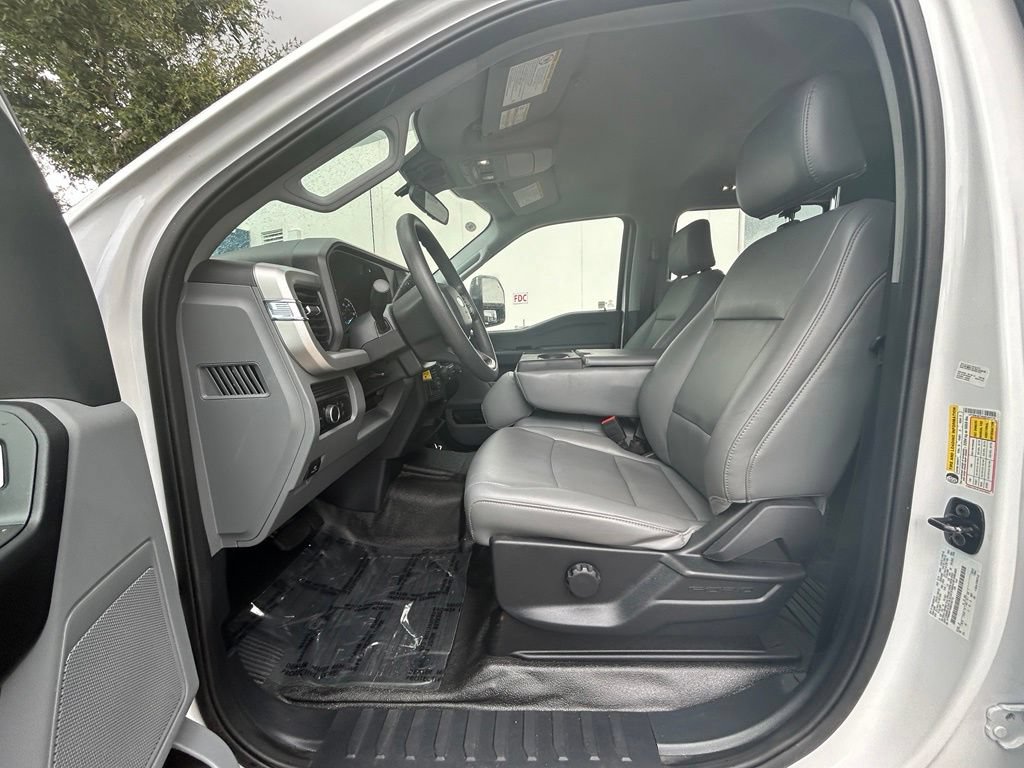 Used 2025 Ford F450 XL AWD/4WD image 11