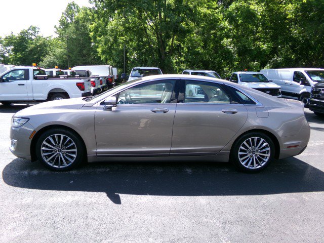 Used 2020 Lincoln MKZ AWD w/ Convenience Package image 5