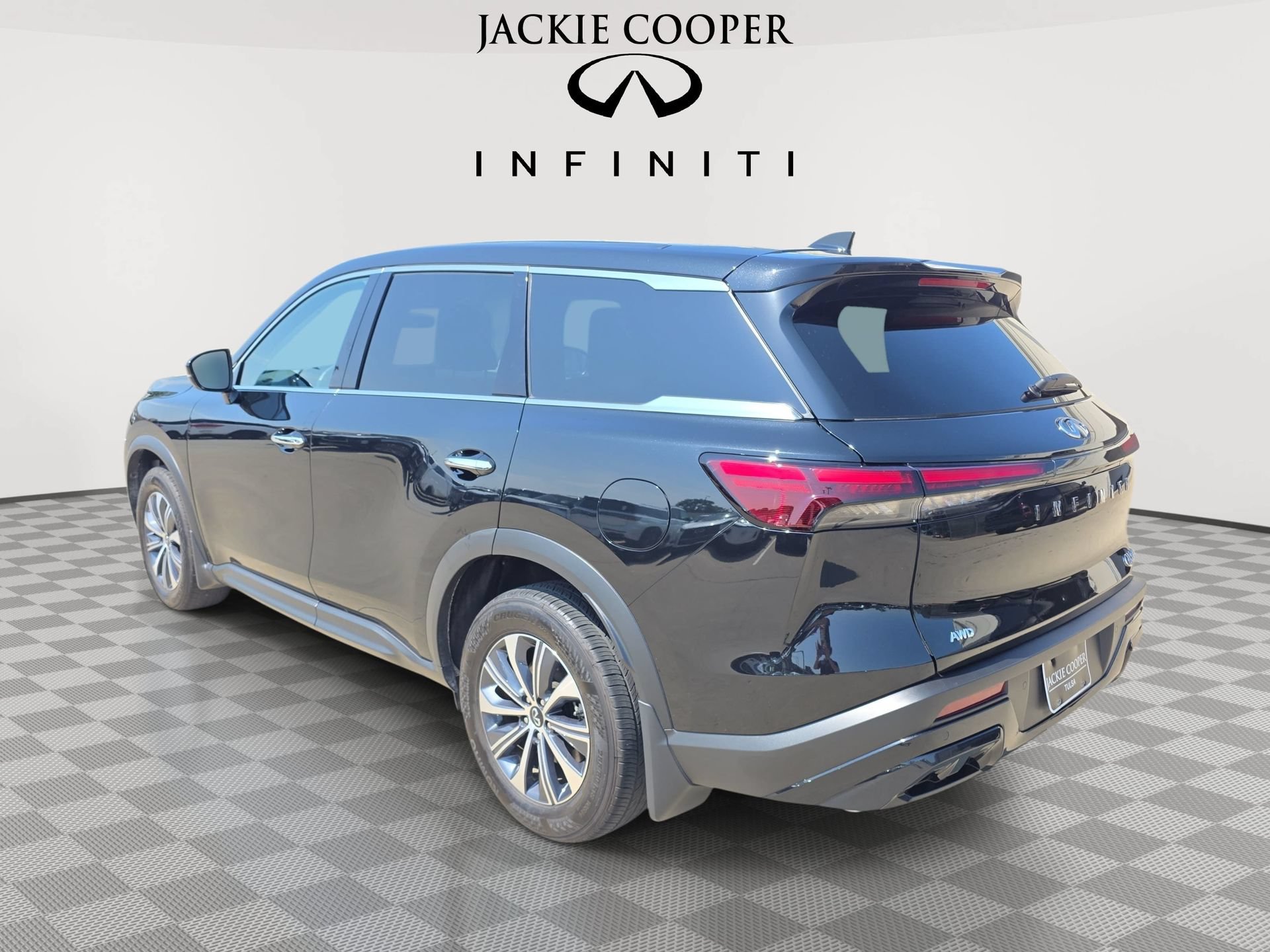 Certified 2025 INFINITI QX60 Pure AWD/4WD image 7