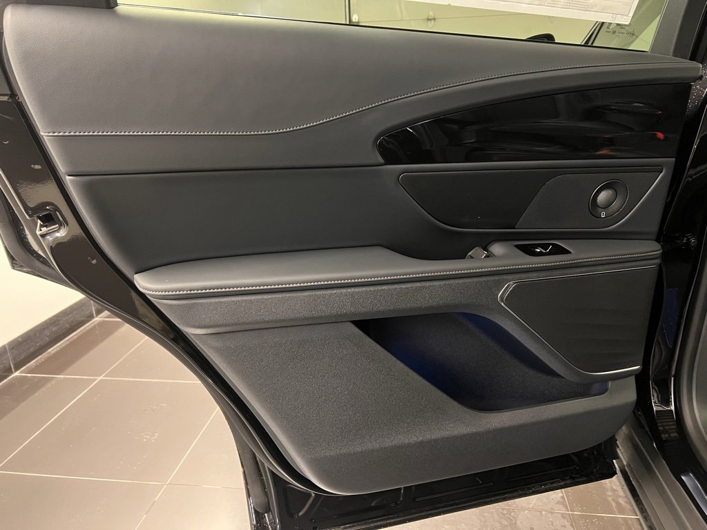 Used 2026 Lincoln Nautilus Premier w/ Equipment Group 102A image 38